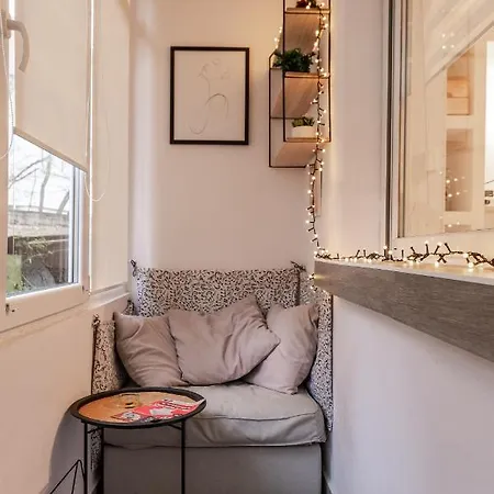Apartment Cute&cozy 2bd Flat With Balcony